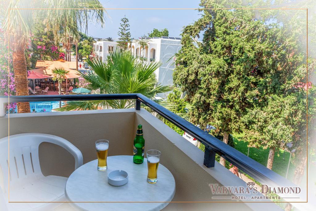 Varvaras Diamond Hotel Platanes  Cameră foto