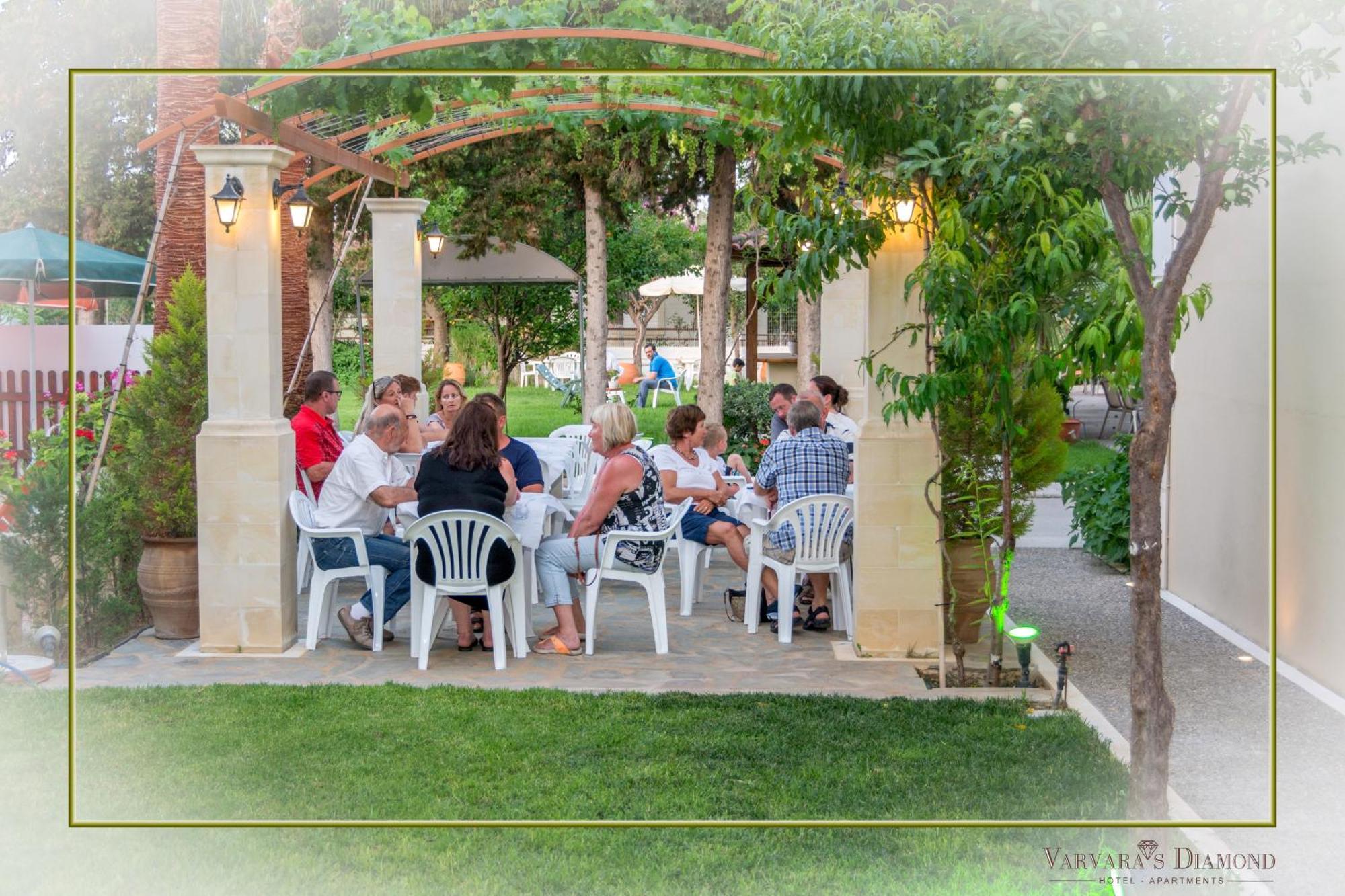 Varvaras Diamond Hotel Platanes  Exterior foto